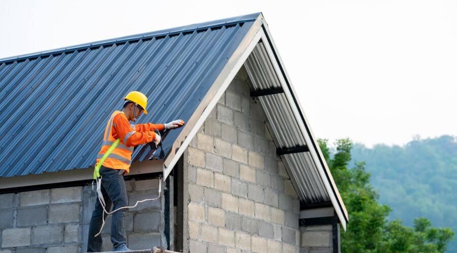 Professional residential roofers in Memphis, MI